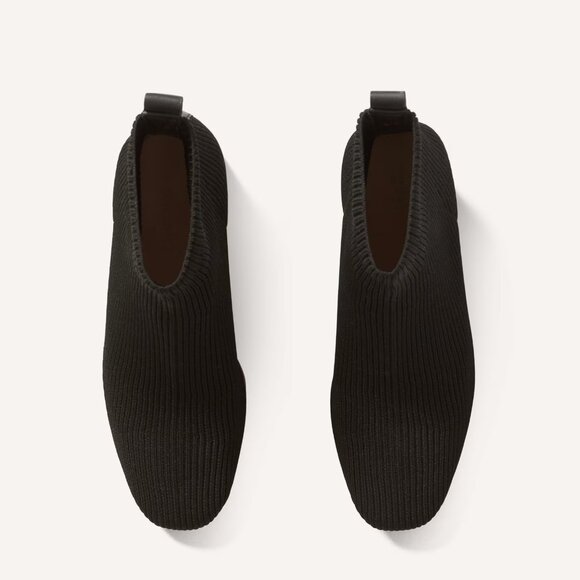 Everlane The Glove Boot in Black - Picture 5 of 6